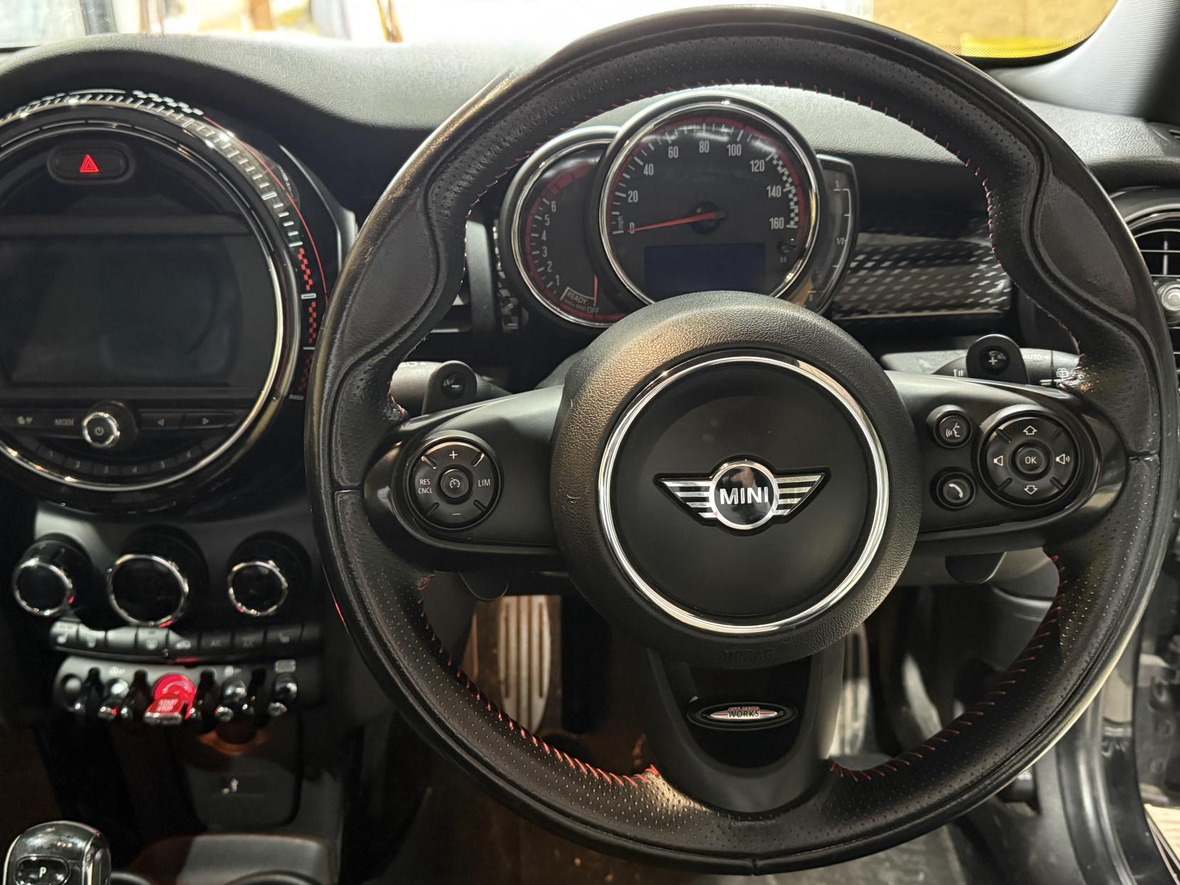 MINI Hatch 2.0 John Cooper Works Hatchback 3dr Petrol Auto Euro 6 (s/s) (231 ps)