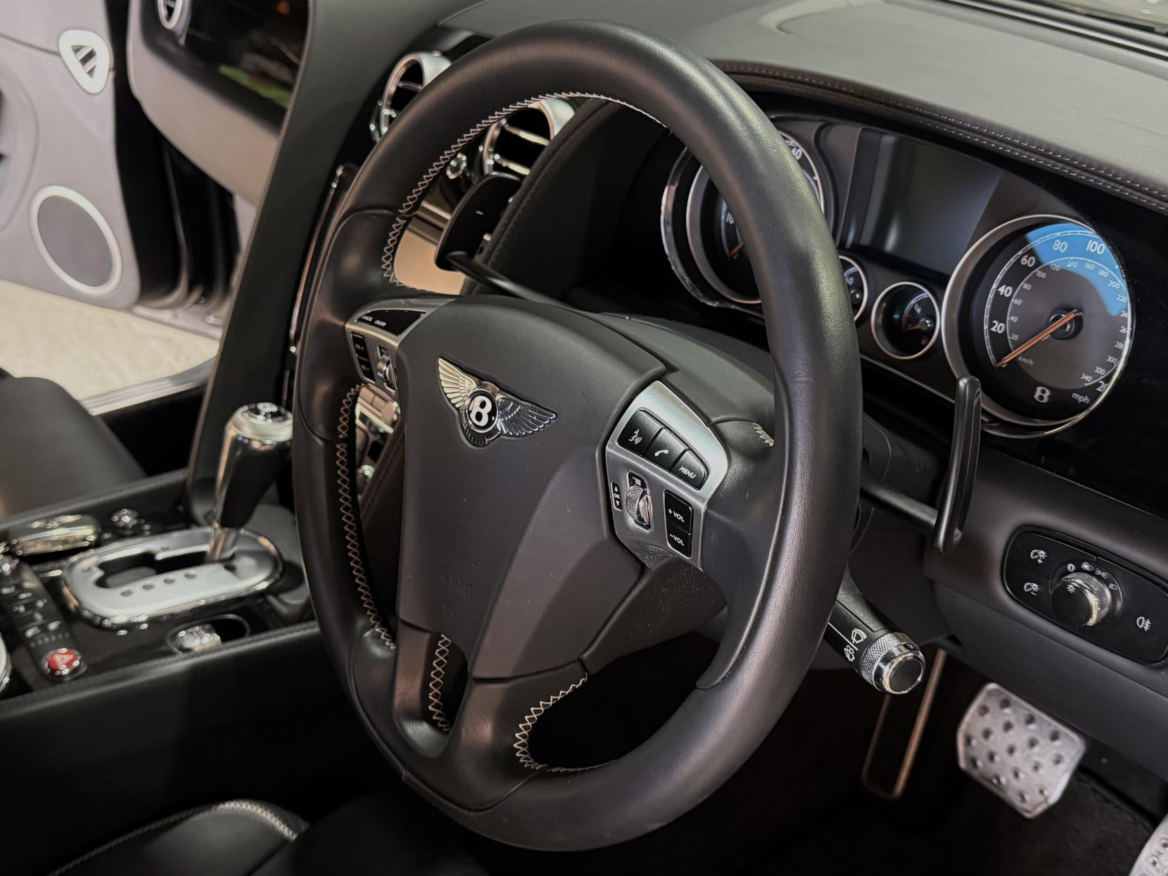 Bentley Continental 6.0 W12 GT Speed Coupe 2dr Petrol Auto 4WD Euro 5 (625 ps)