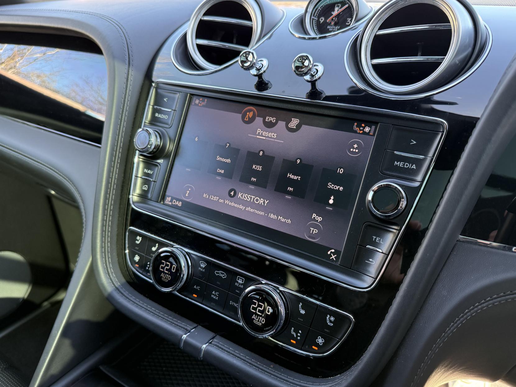 Bentley Bentayga 6.0 W12 SUV 5dr Petrol Auto 4WD Euro 6 (s/s) (608 ps)