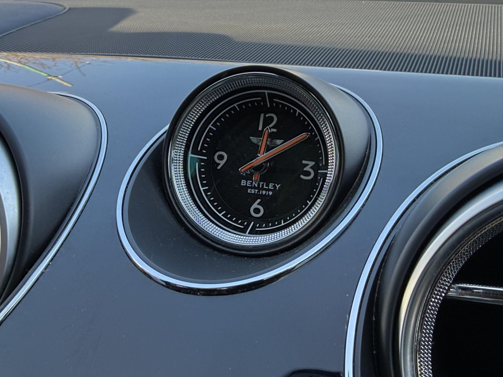 Bentley Bentayga 6.0 W12 SUV 5dr Petrol Auto 4WD Euro 6 (s/s) (608 ps)