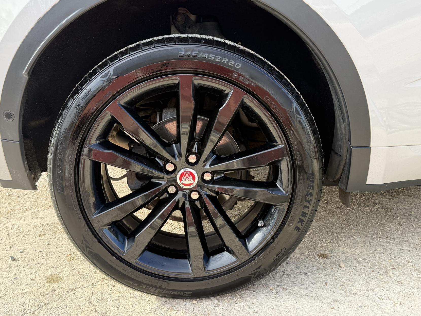 Jaguar E-PACE 2.0 D180 R-Dynamic SE SUV 5dr Diesel Auto AWD Euro 6 (s/s) (180 ps)