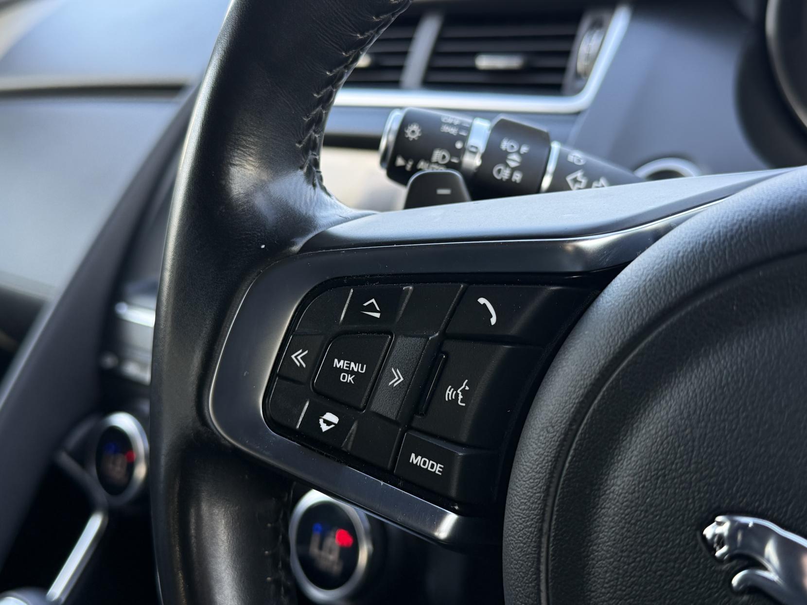 Jaguar E-PACE 2.0 D180 R-Dynamic SE SUV 5dr Diesel Auto AWD Euro 6 (s/s) (180 ps)