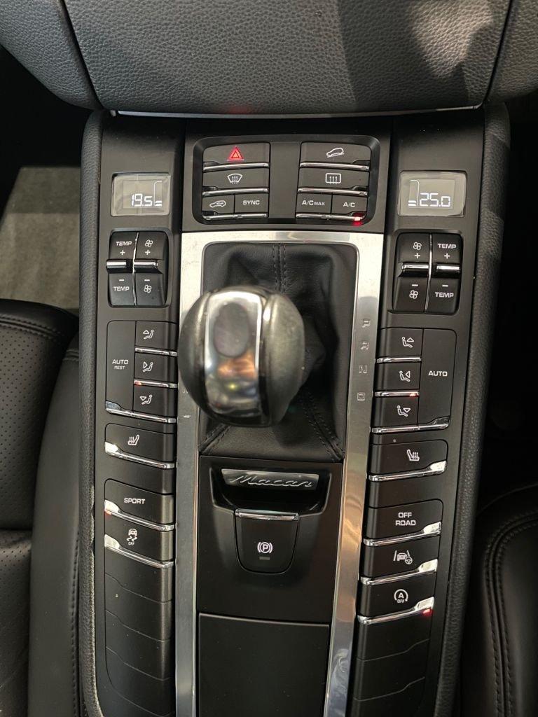 Porsche Macan 3.0 V6 S SUV 5dr Petrol PDK 4WD Euro 6 (s/s) (340 ps)