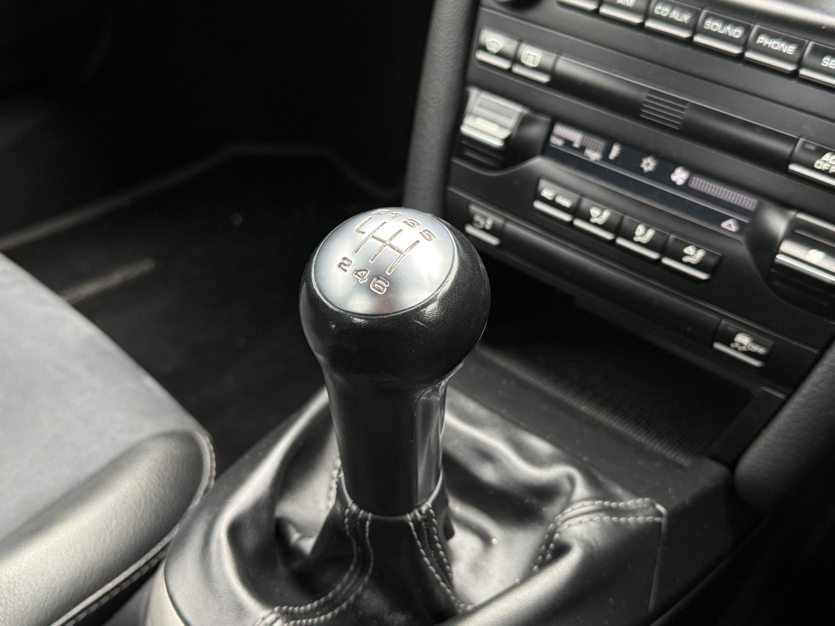 Porsche Cayman 2.9 987 Coupe 2dr Petrol Manual (221 g/km, 265 bhp)