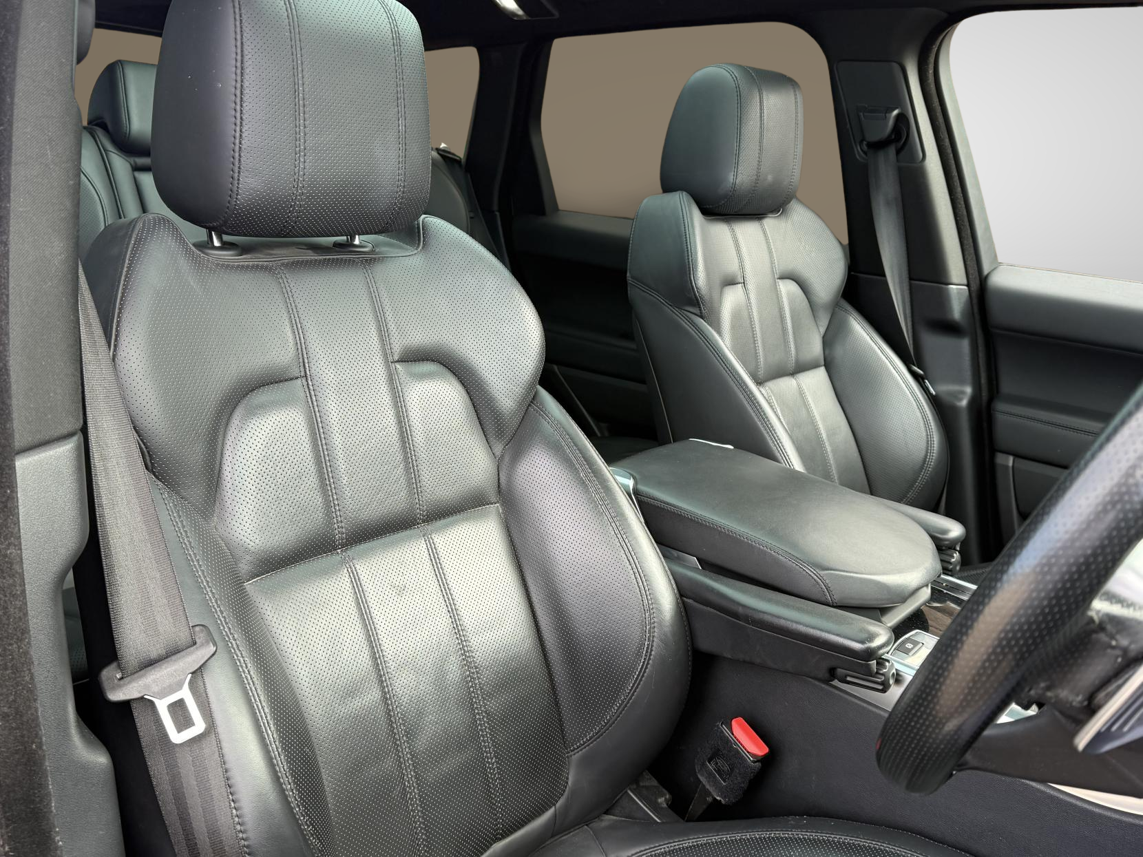 Land Rover Range Rover Sport 3.0 SD V6 HSE Dynamic SUV 5dr Diesel Auto 4WD Euro 6 (s/s) (306 ps)