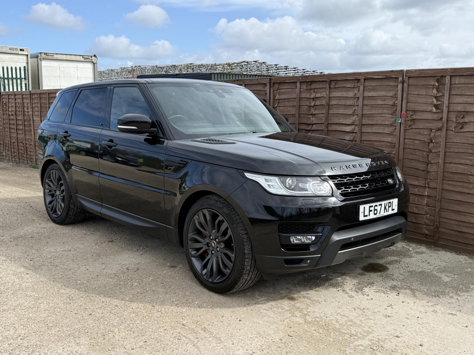 Land Rover Range Rover Sport 3.0 SD V6 HSE Dynamic SUV 5dr Diesel Auto 4WD Euro 6 (s/s) (306 ps)