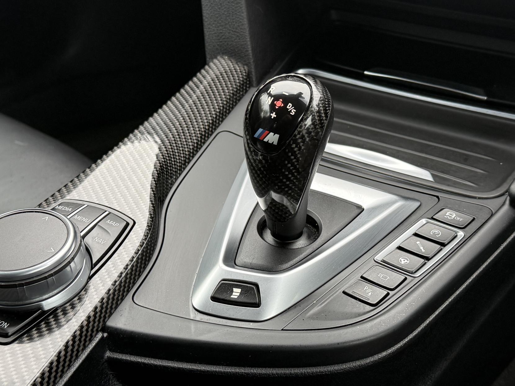 BMW M4 3.0 BiTurbo Coupe 2dr Petrol DCT Euro 6 (s/s) (431 ps)