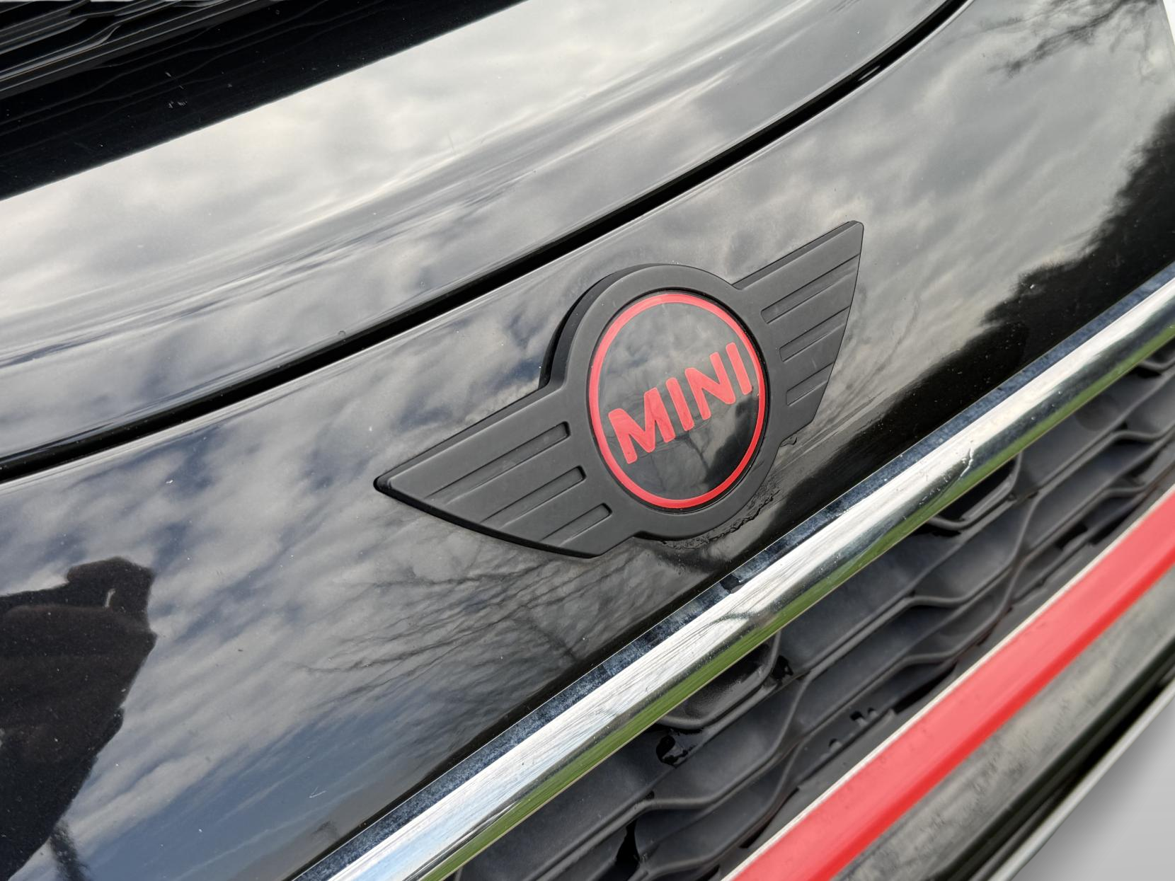 MINI Hatch 2.0 Cooper SD Hatchback 5dr Diesel Manual Euro 6 (s/s) (170 ps)