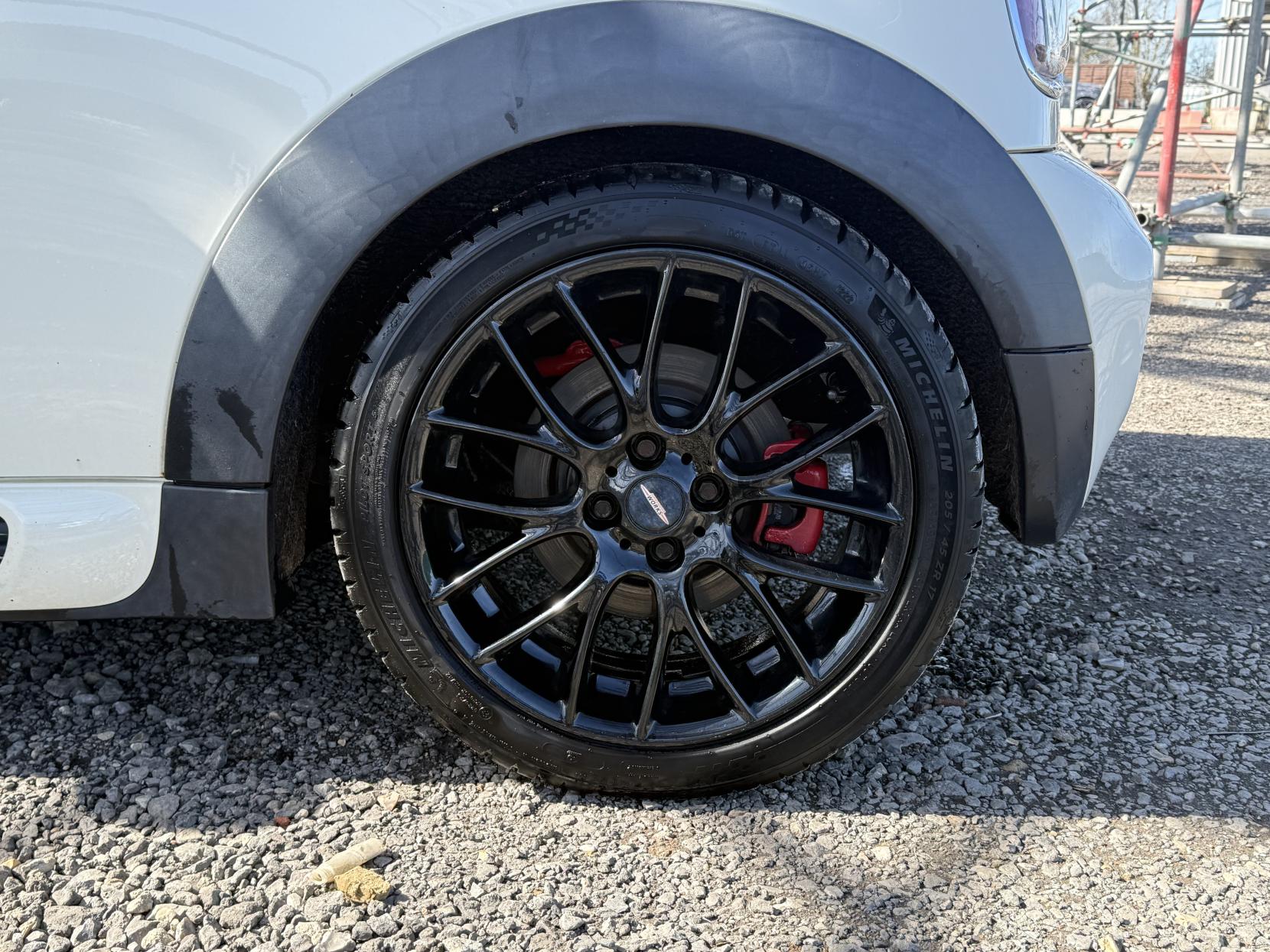 MINI Hatch 1.6 John Cooper Works Hatchback 3dr Petrol Manual Euro 4 (211 ps)